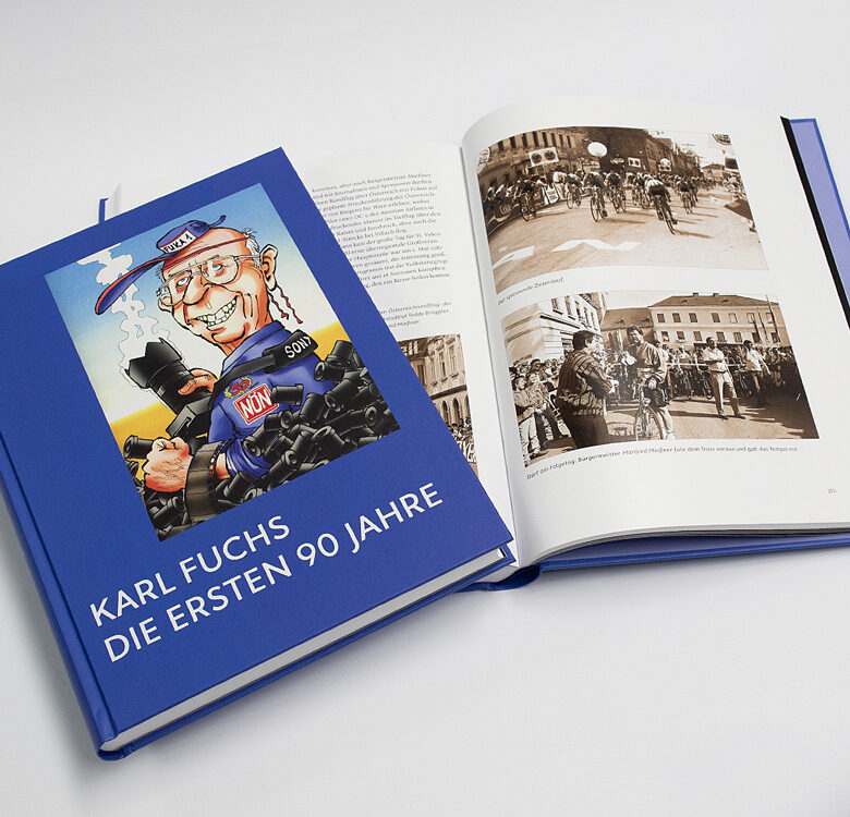 Cover und geöffnetes Buch von Karl Fuchs die ersten 90 Jahre